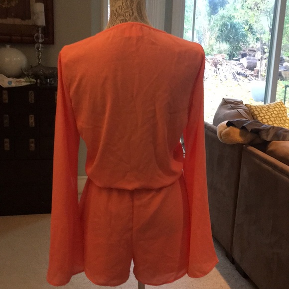 Short Romper - Picture 2 of 6